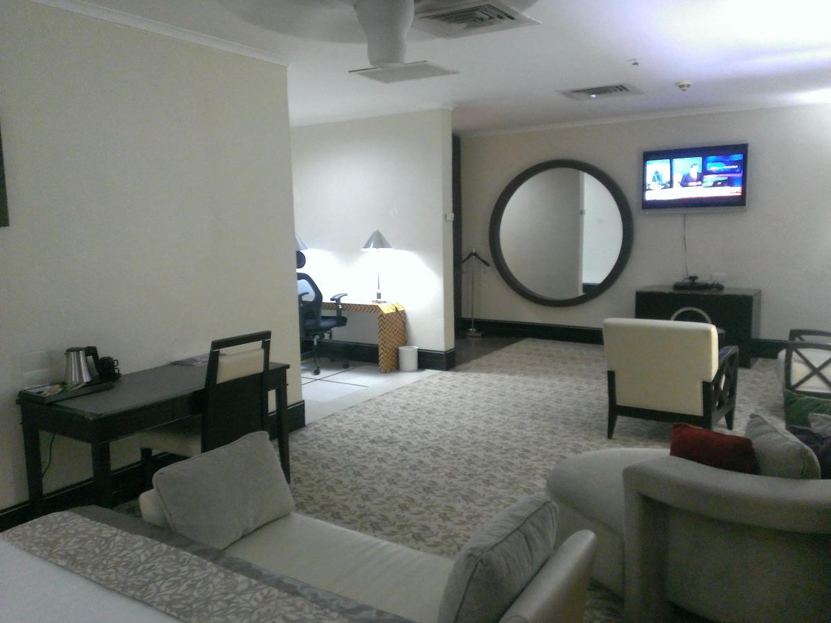 Best Premier Hotel Port Harcourt Buitenkant foto